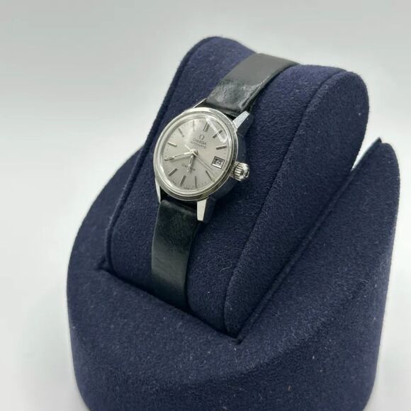 Vintage Omega Geneve Automatic 24mm Ladies Wrist Watch - Picture 3 of 13